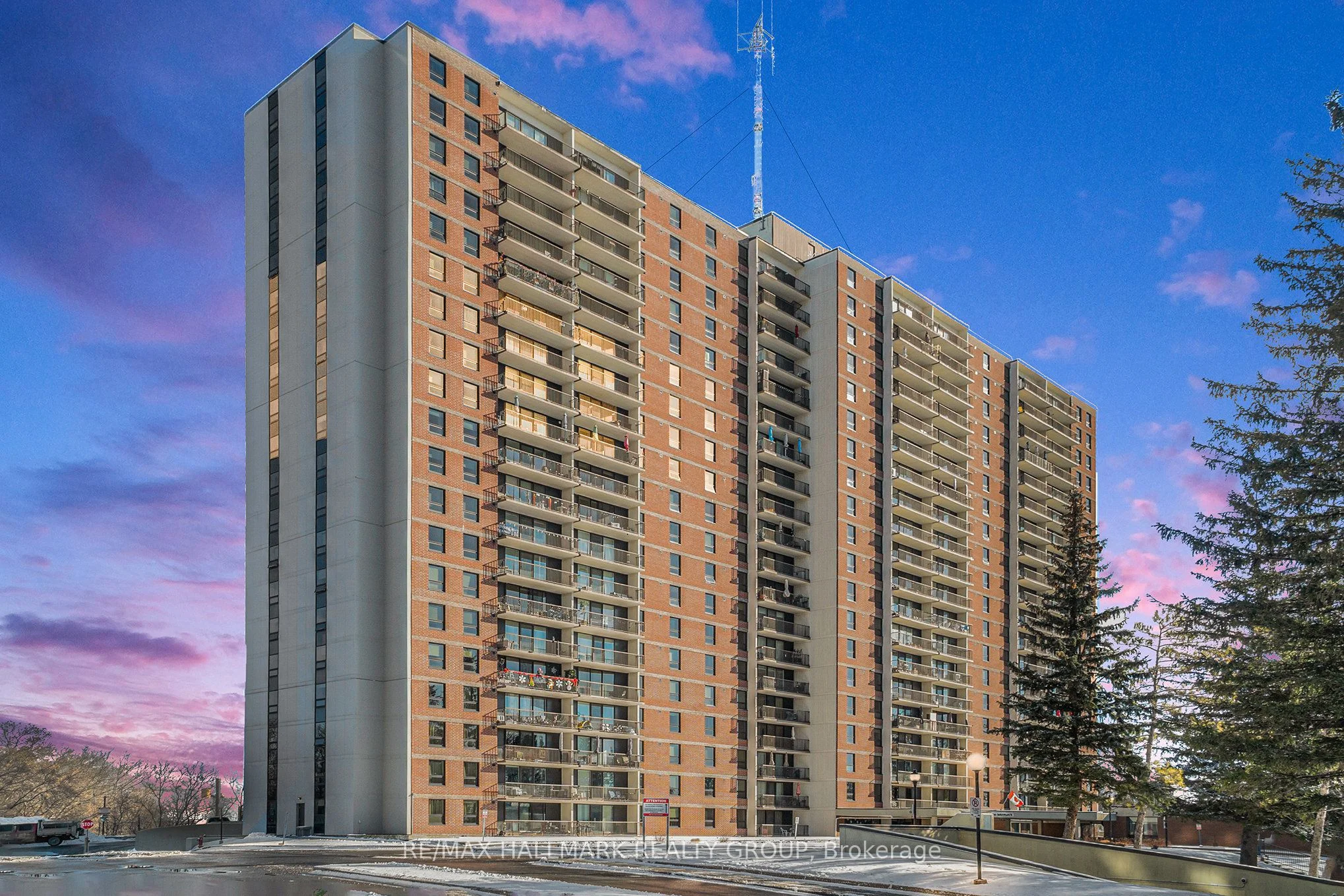 665 Bathgate Drive 1809, Overbrook - Castleheights And Area, On K1k 3y4