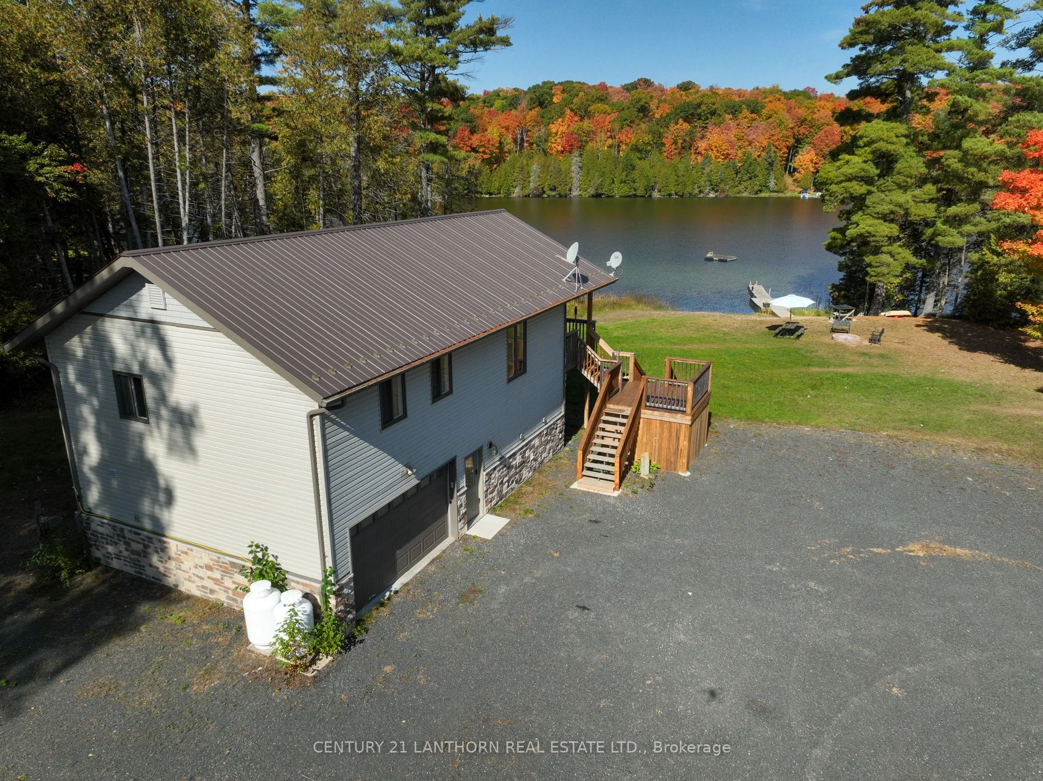 Detached in Frontenac
