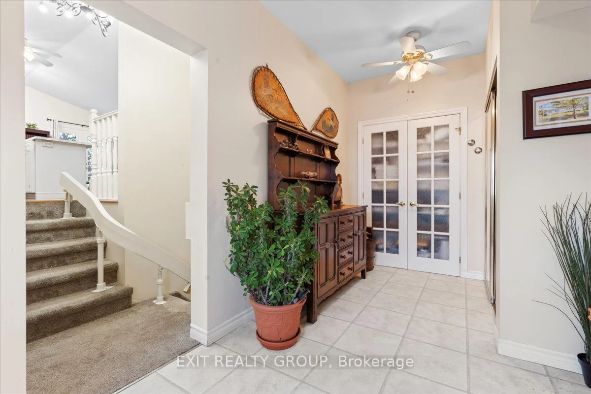 40 College Street E, Belleville, ON K8P 2E5