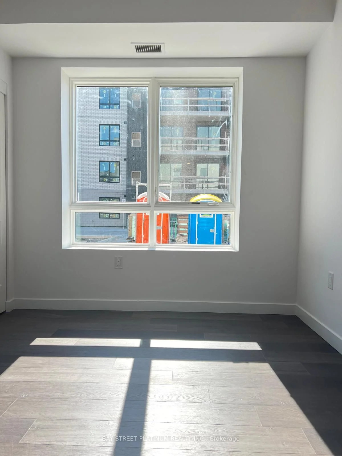 Condo Apartment in Niagara Falls