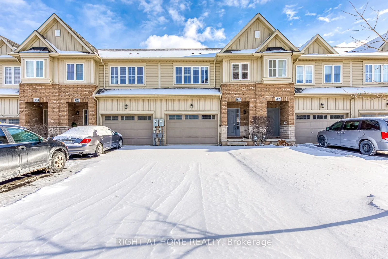 Att/Row/Townhouse in Lincoln