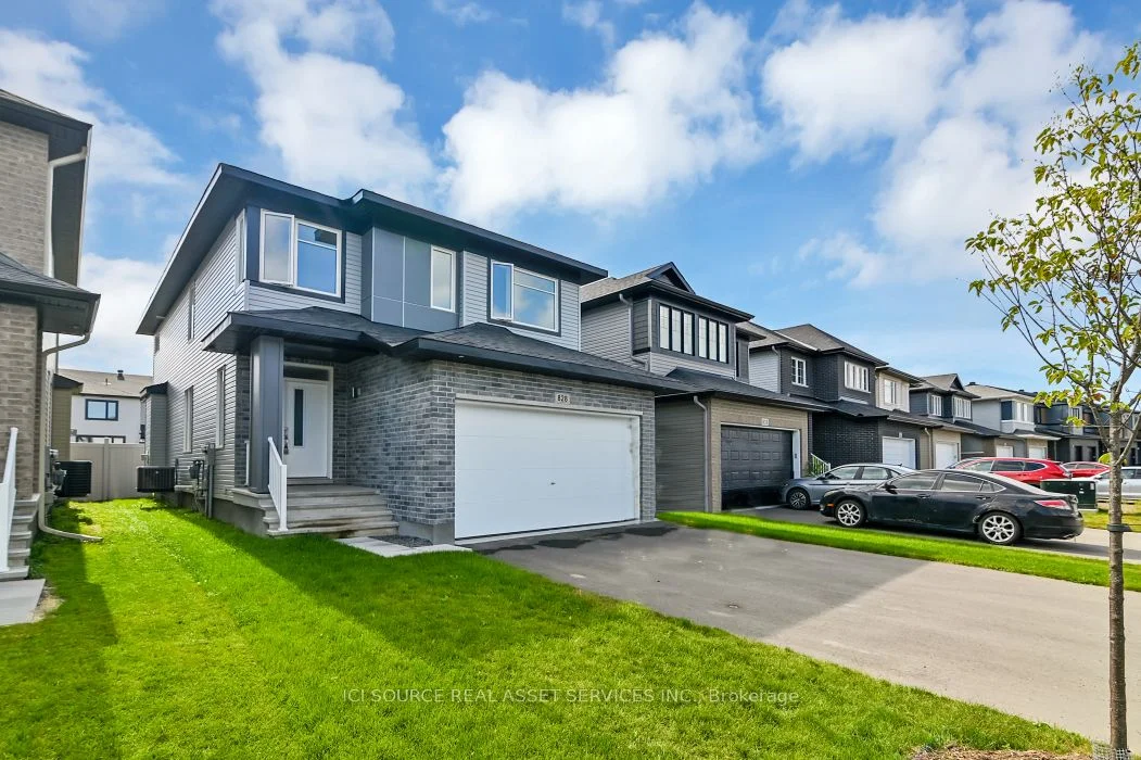 828 Paseana Place, Kanata, On K2v 0c7