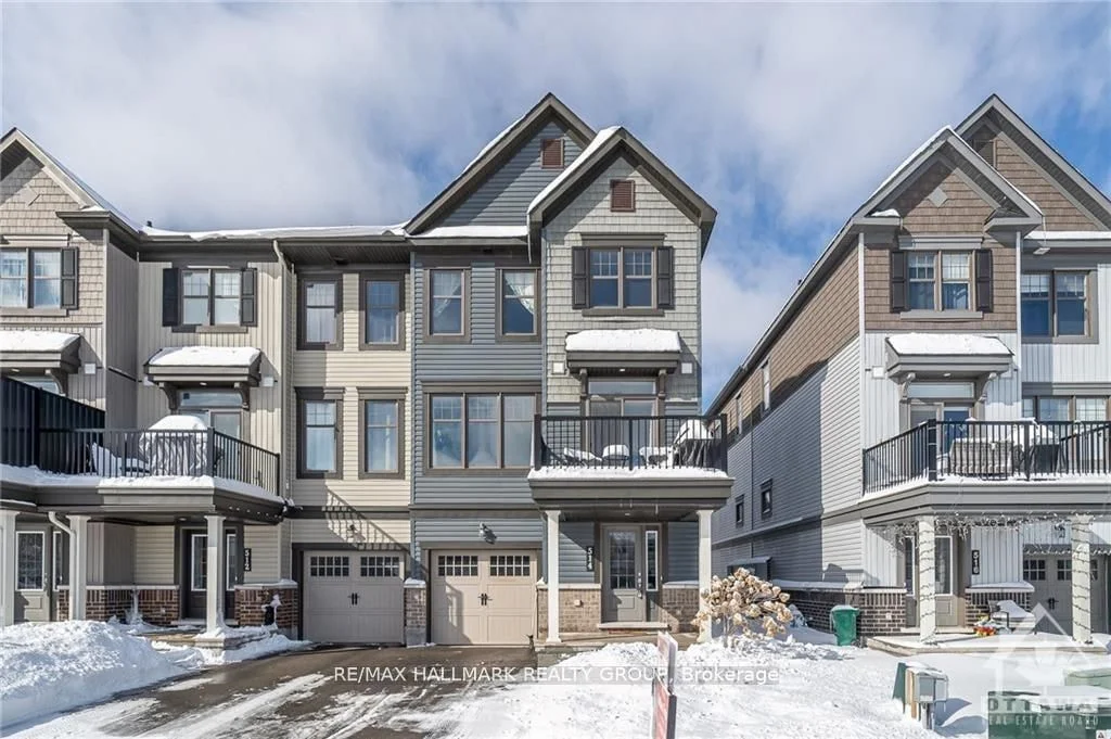 Att/Row/Townhouse in Orleans - Cumberland and Area
