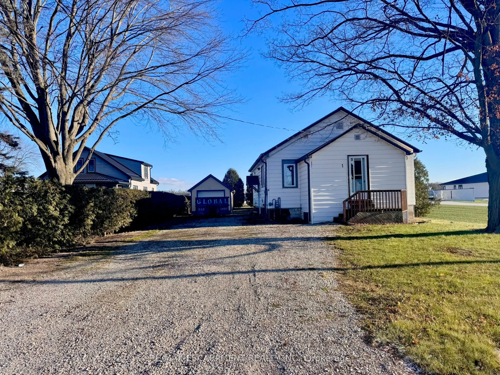 1 Queen Street E, Norfolk, ON N0E 1P0