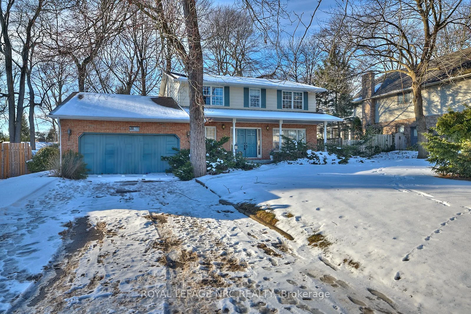 Detached in Pelham