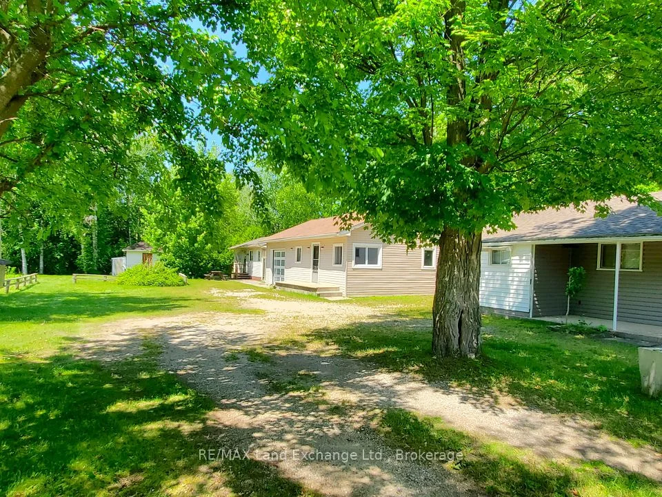 22 Southampton Parkway, South Bruce Peninsula, ON N0H 2G0