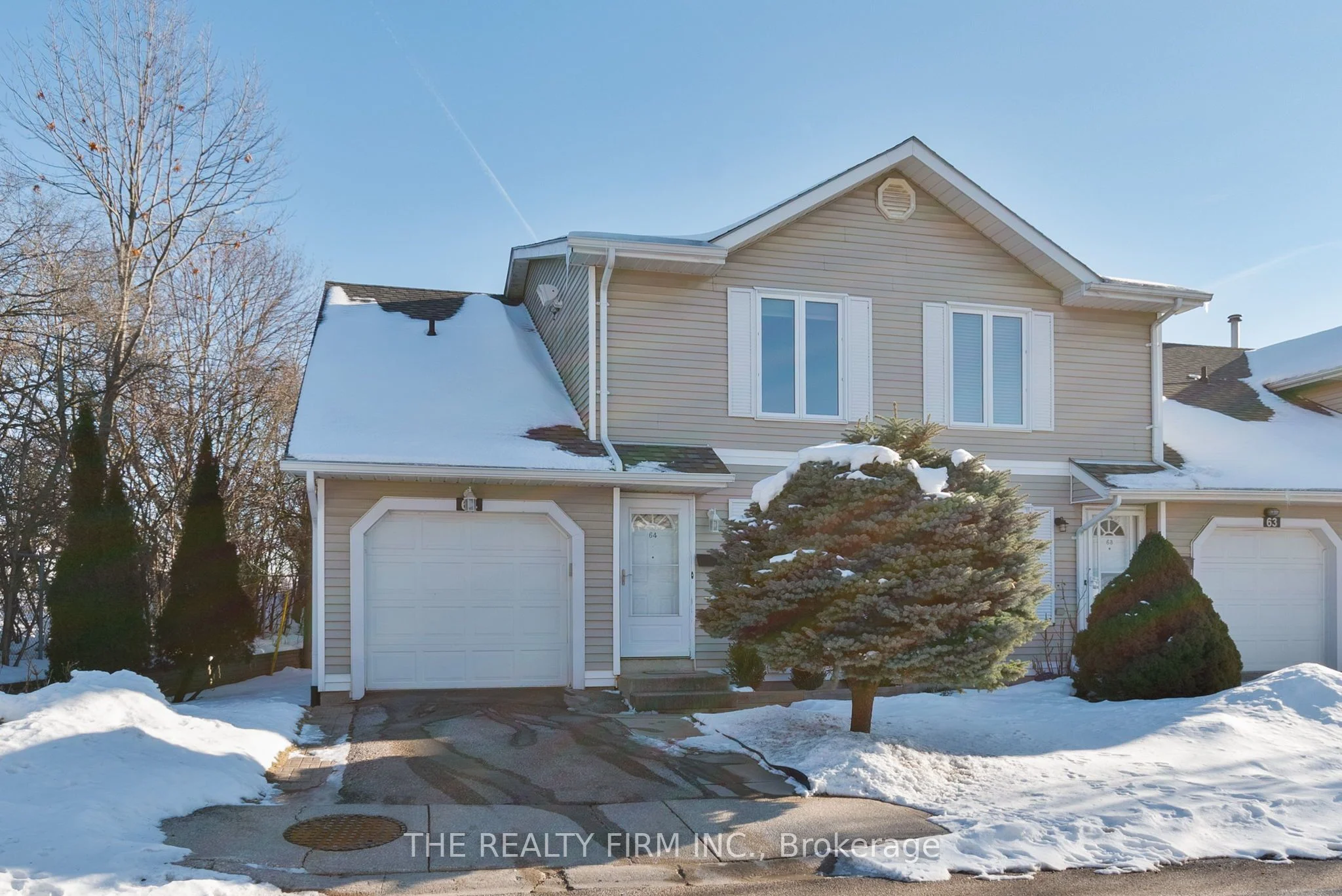 120 Centre Street 64, London South, On N6j 4x4
