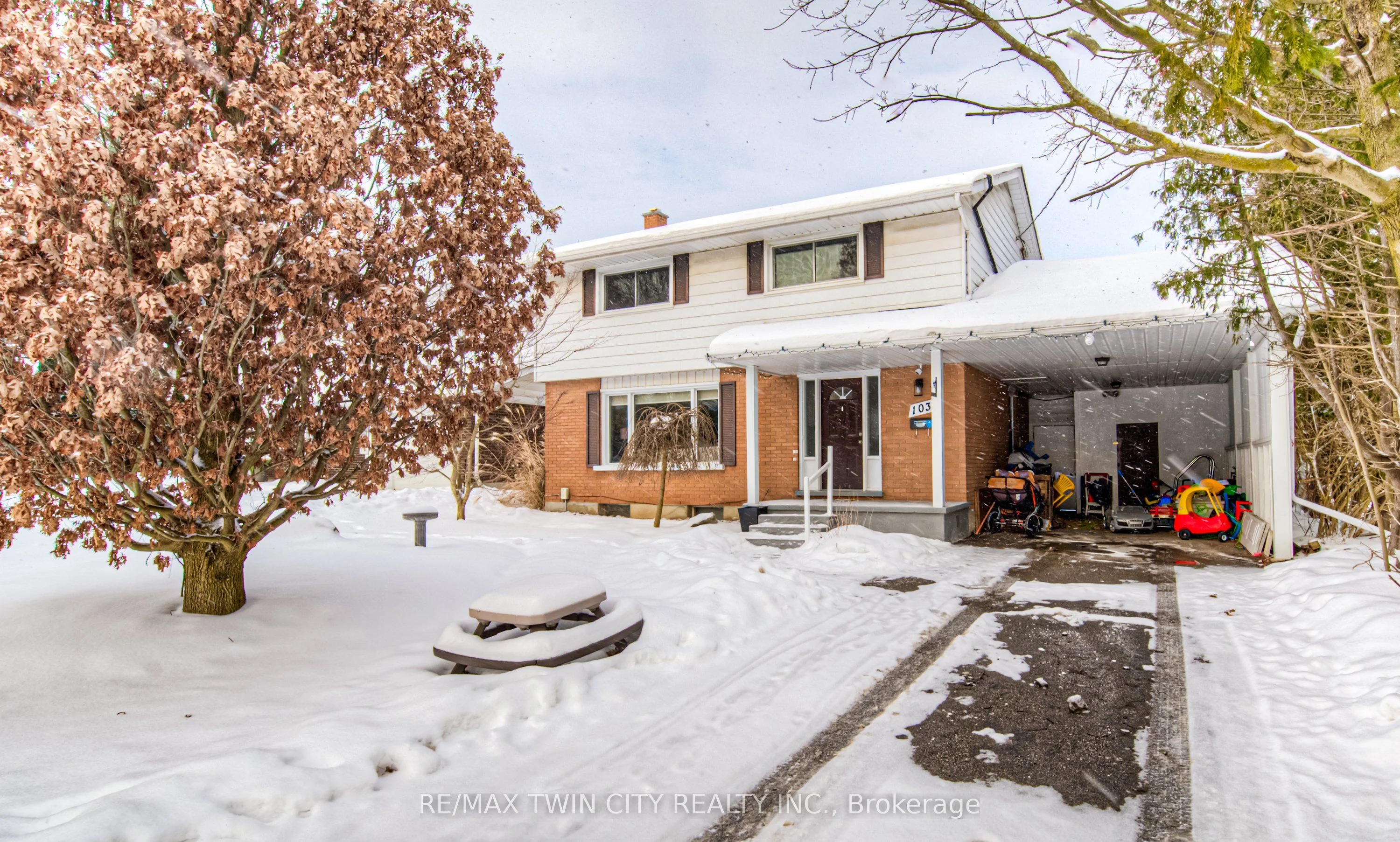 Detached in Kitchener