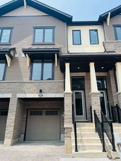 Att/Row/Townhouse in Hamilton