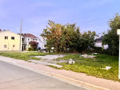 Vacant Land in Cornwall