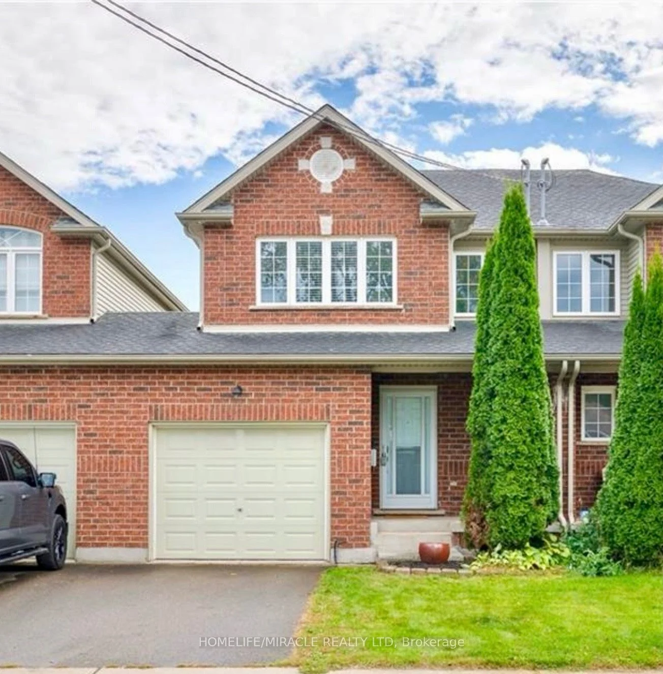 Att/Row/Townhouse in Niagara Falls