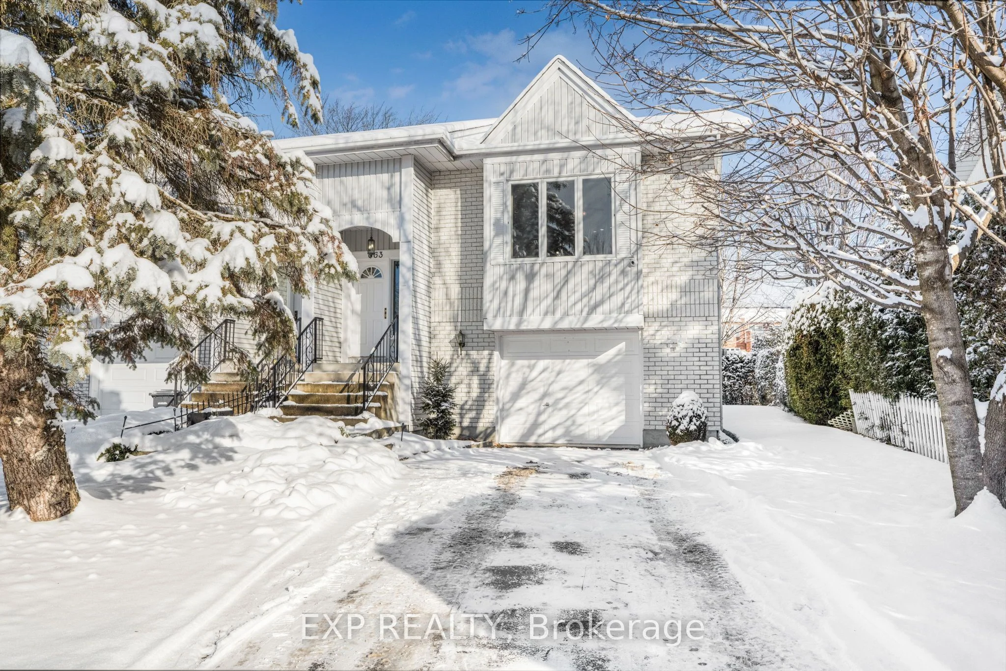 Semi-Detached in Hawkesbury