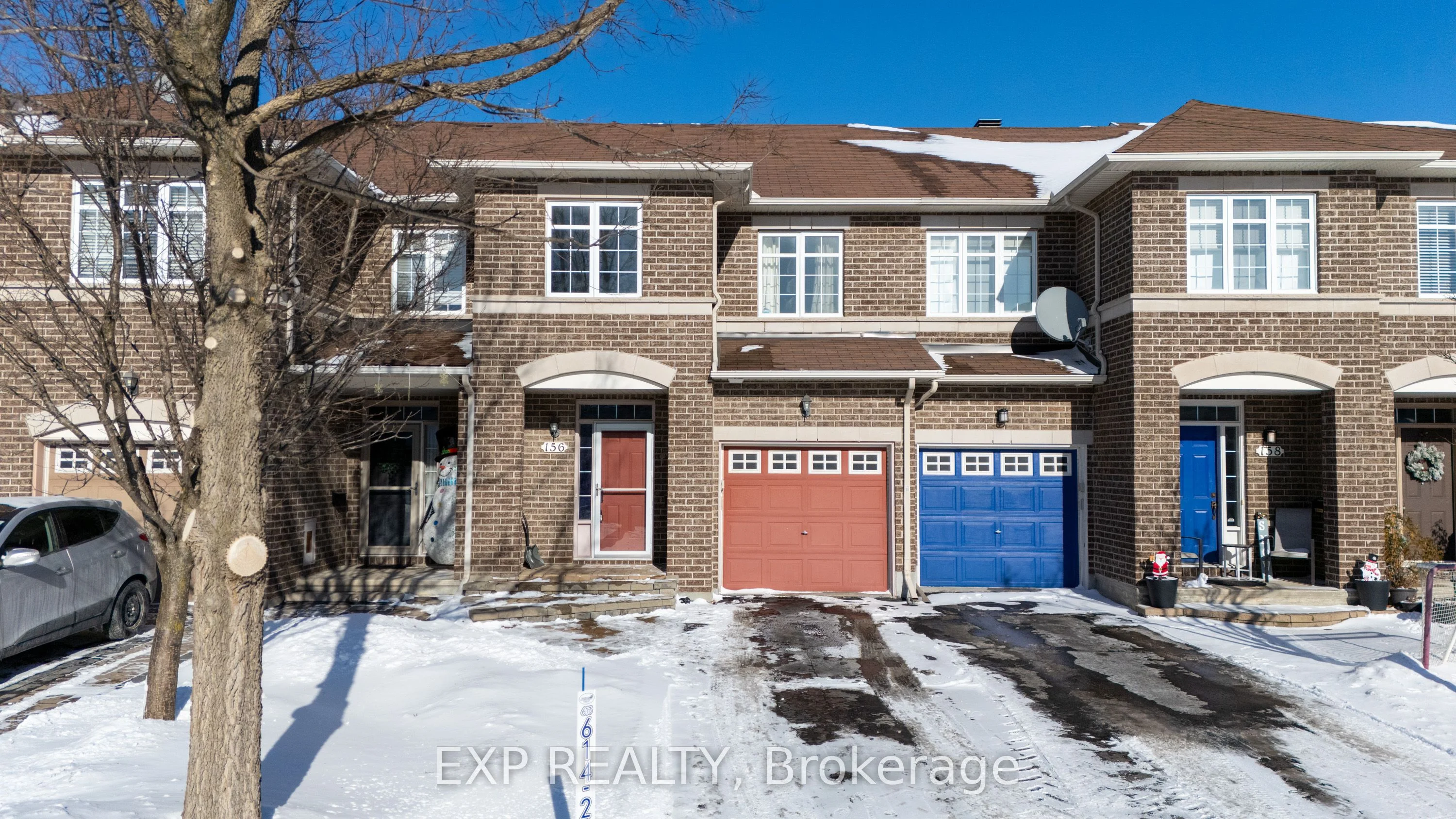 Att/Row/Townhouse in Orleans - Cumberland and Area