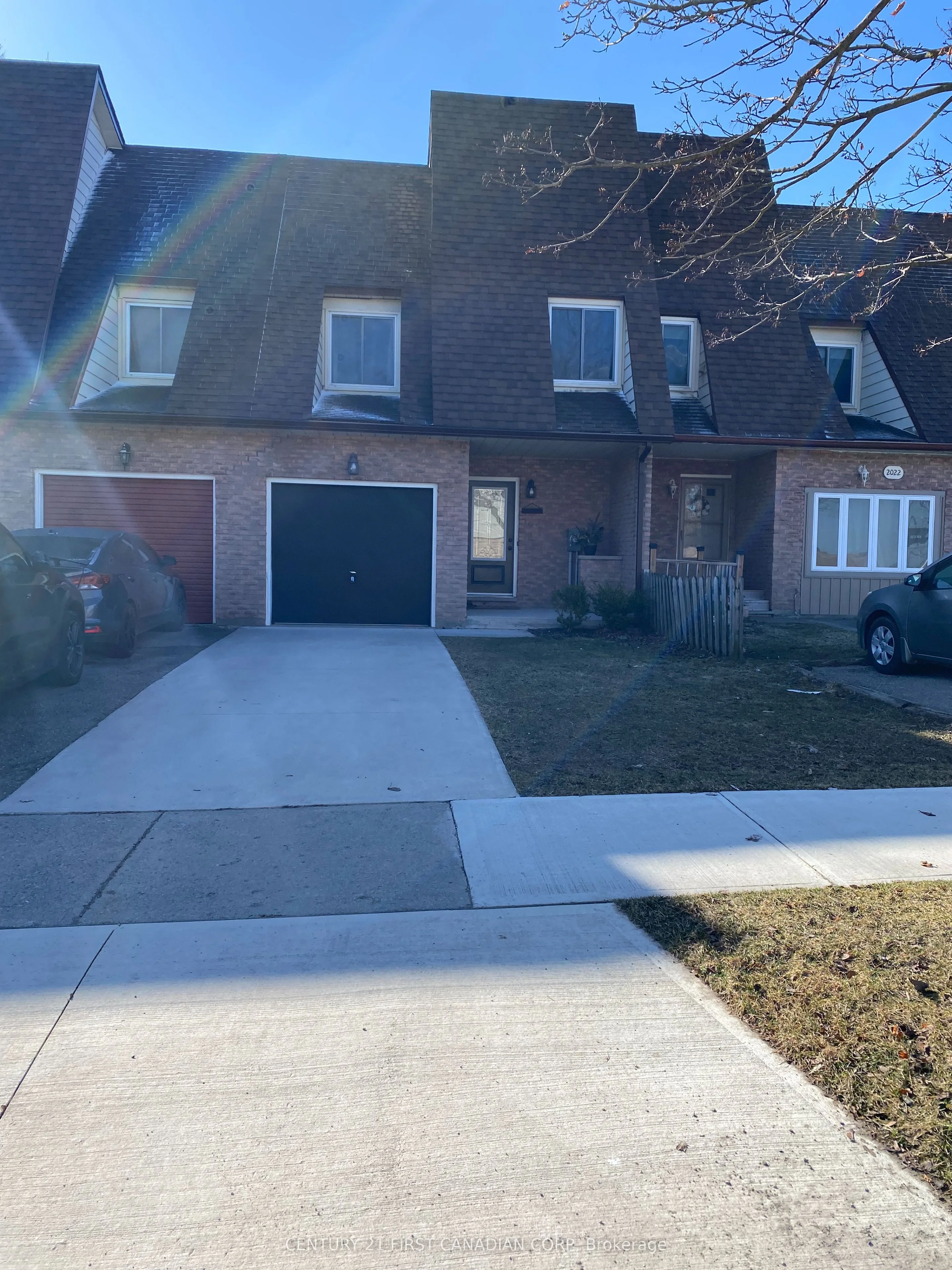 2024 Aldersbrook Road, London North, On N6g 3n3