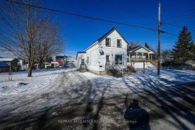 Detached in Smiths Falls