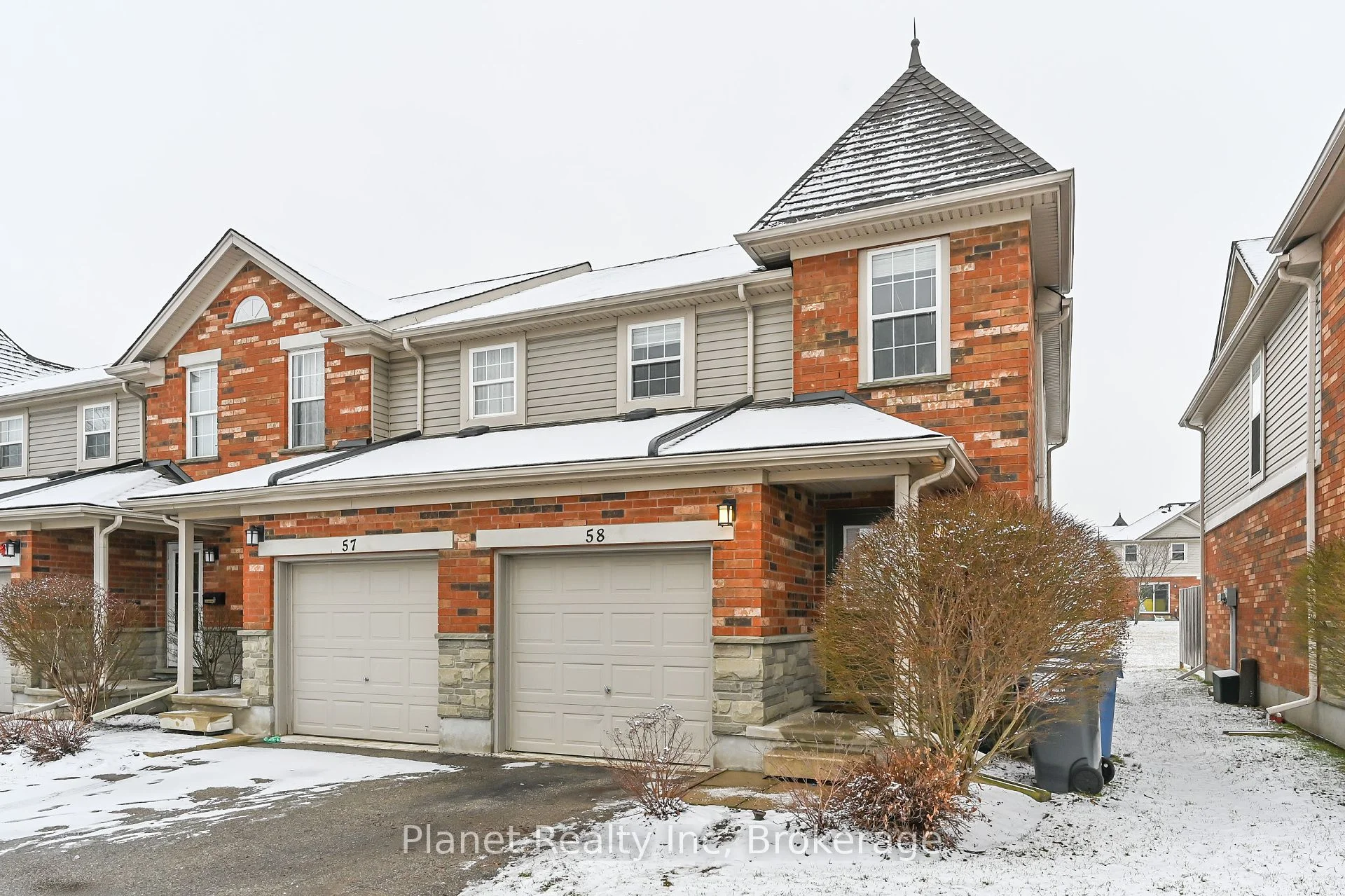 124 Gosling Gardens 58, Guelph, On N1g 5k6