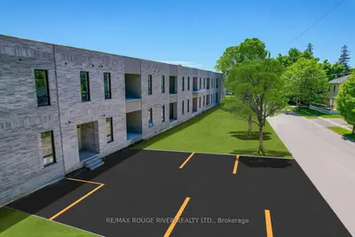 415 King Street W 111, Cobourg, On K9a 2n6