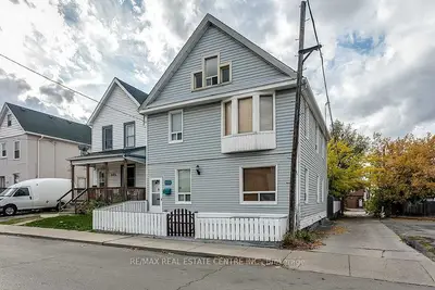 Duplex in Hamilton