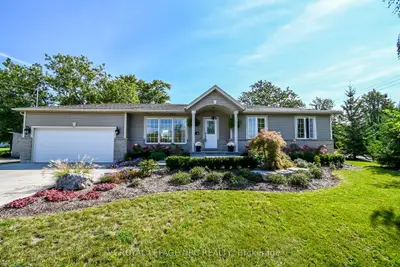 Detached in Welland