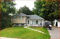 Detached in Marmora and Lake
