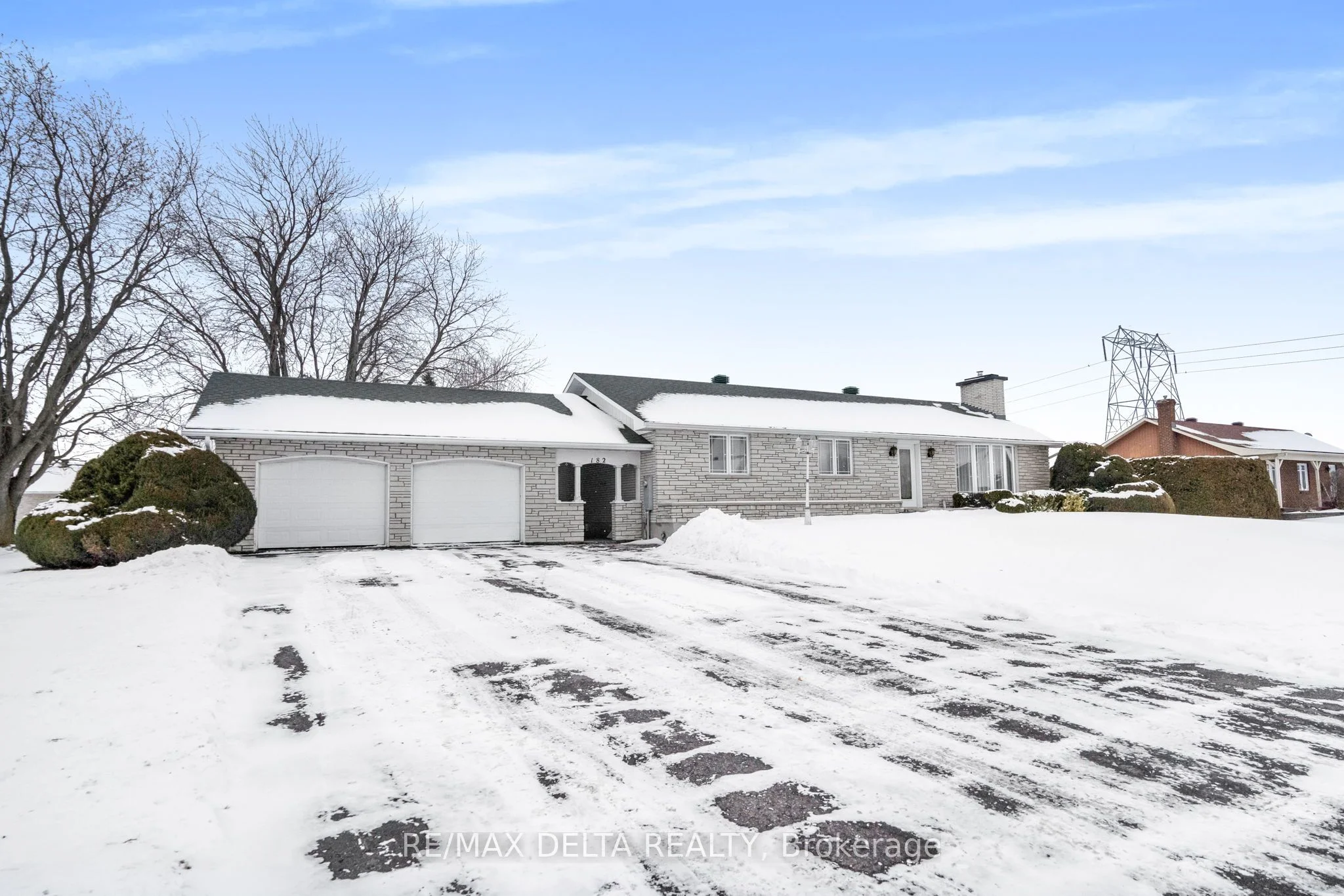 182 Caledonia Road E, The Nation, On K0c 2b0