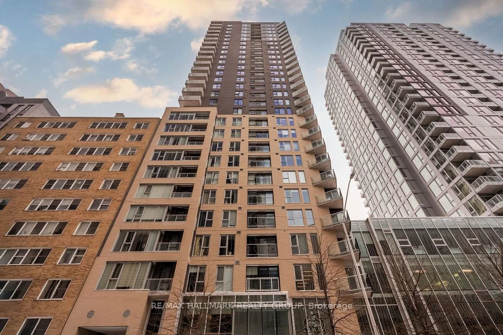 Condo Apartment in Ottawa Centre