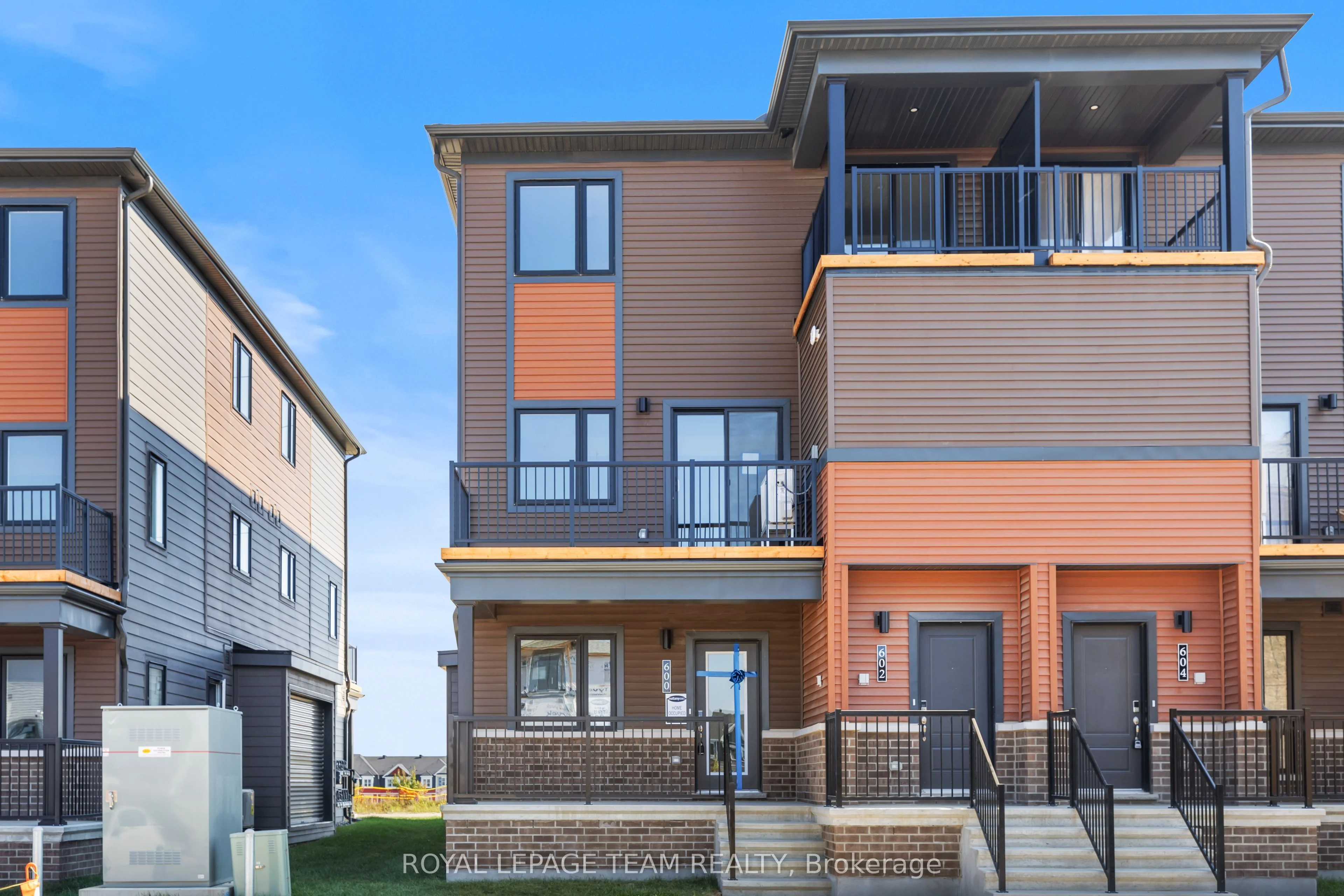 Condo Townhouse in Barrhaven