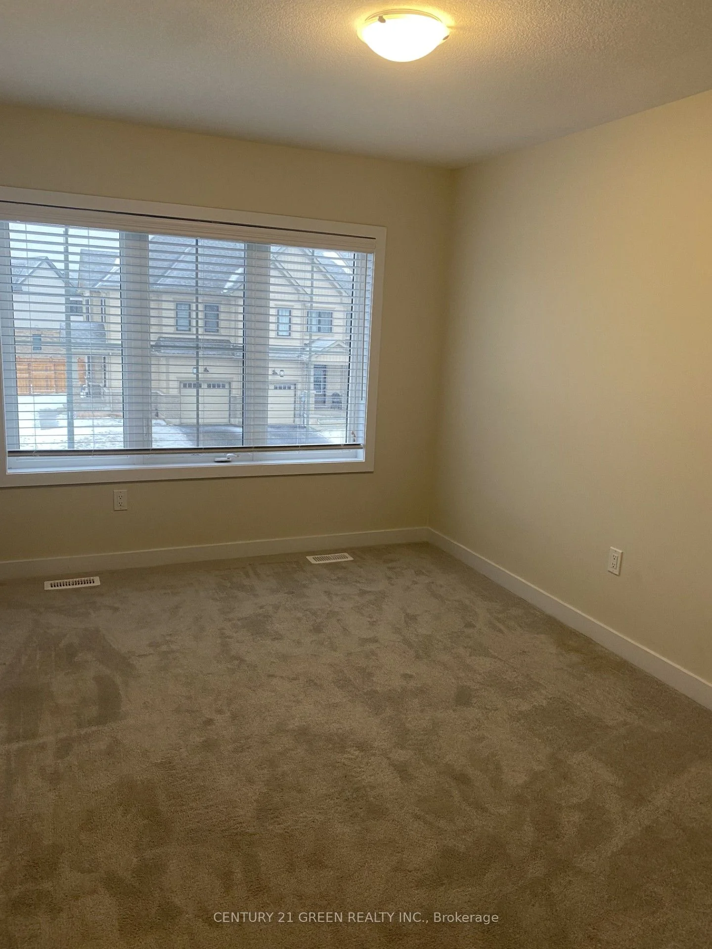 69 Keelson Street, Welland, ON L3B 0M2