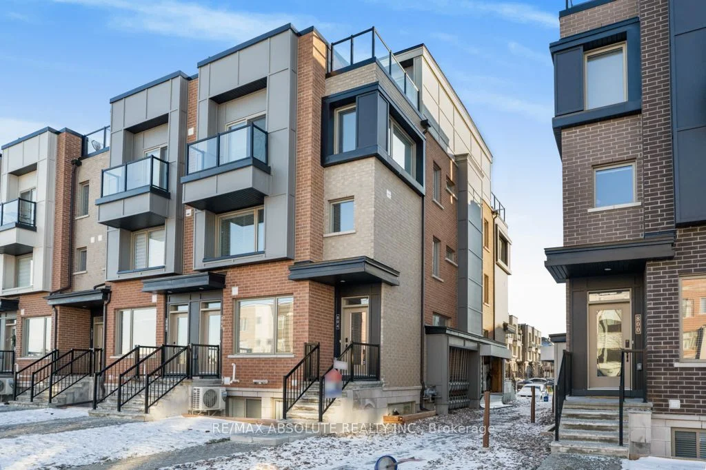 Condo Apartment in Manor Park - Cardinal Glen and Area