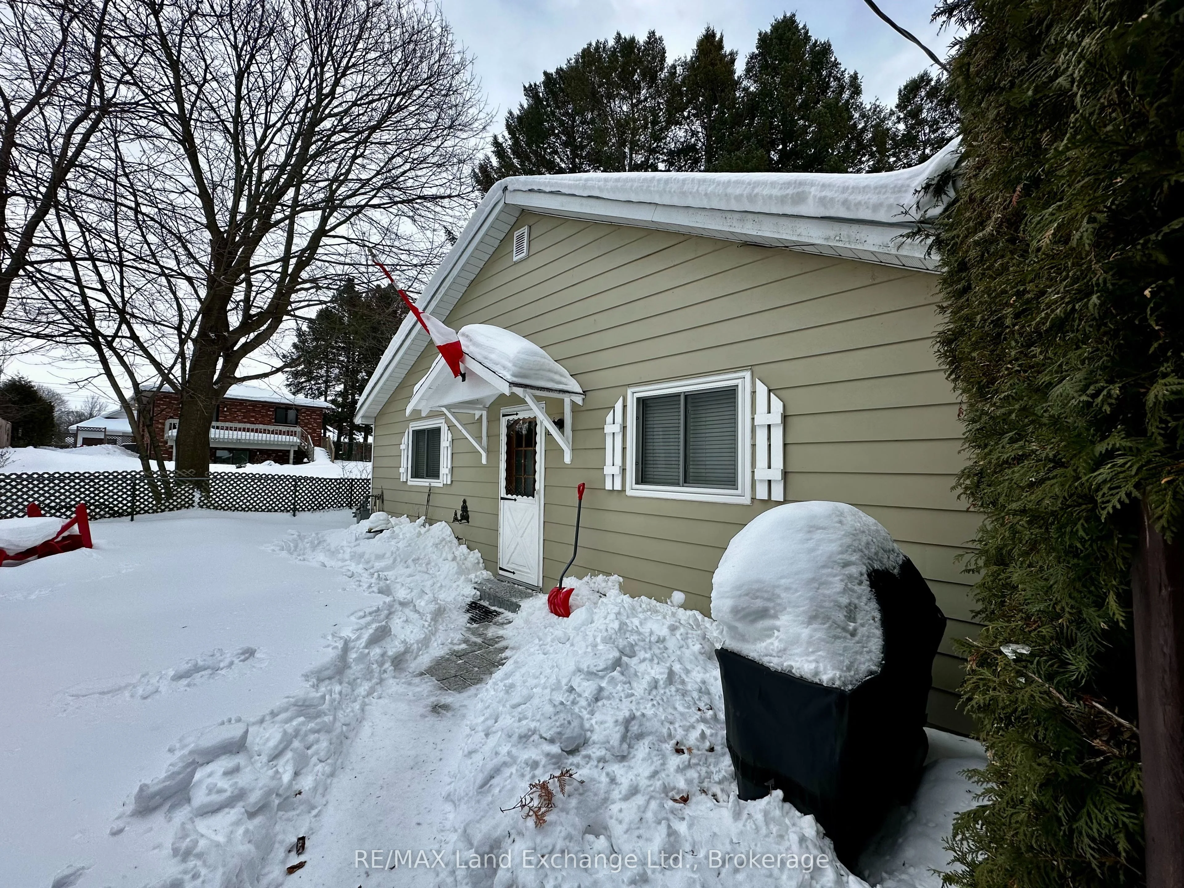 110 Laird Lane, Saugeen Shores, On N0h 2l0
