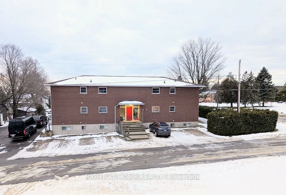 9 Napier Street, Assiginack, ON P0P 1N0
