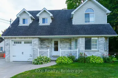 Detached in Owen Sound