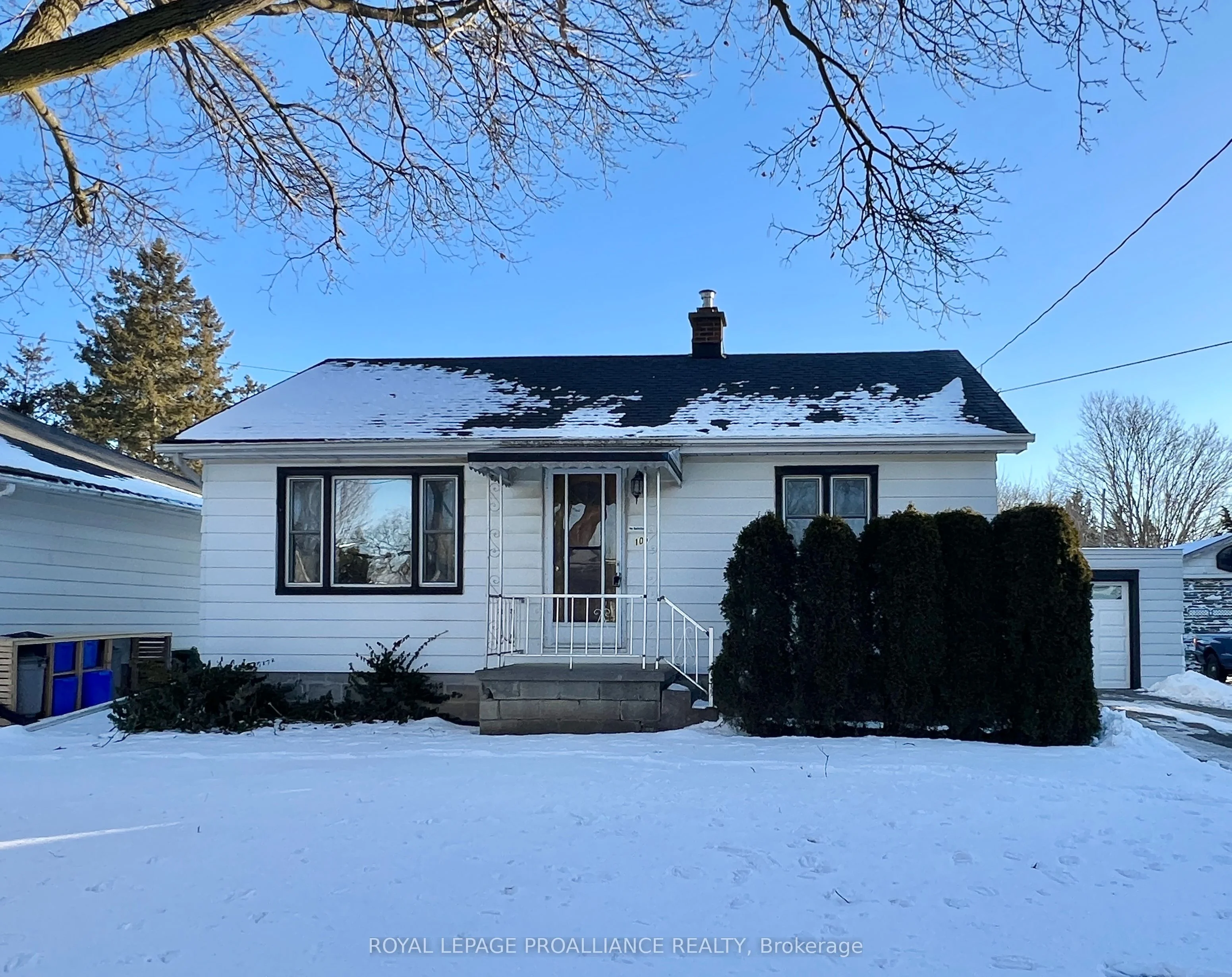 Detached in Belleville