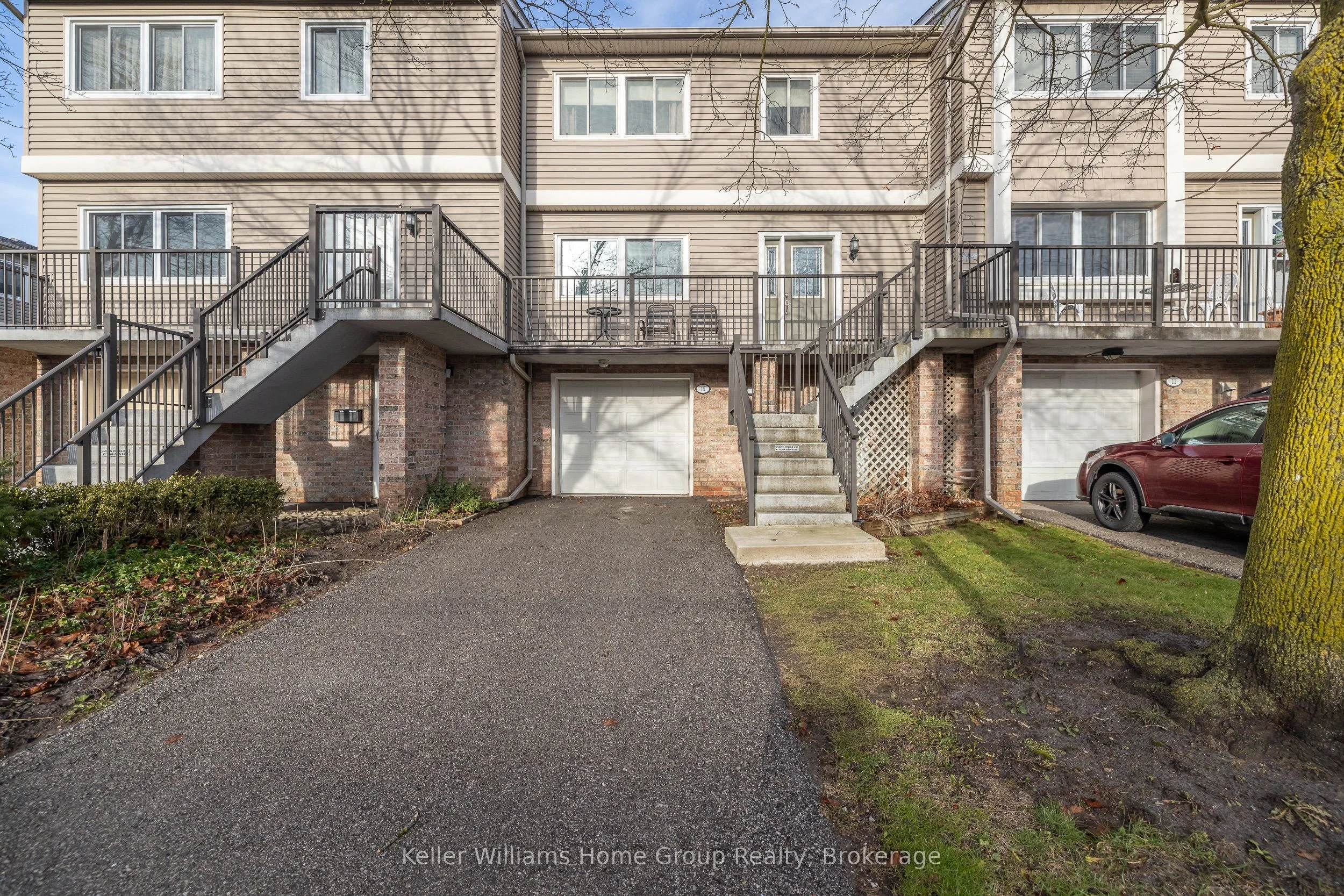 295 Water Street 15, Guelph, On N1g 2x5