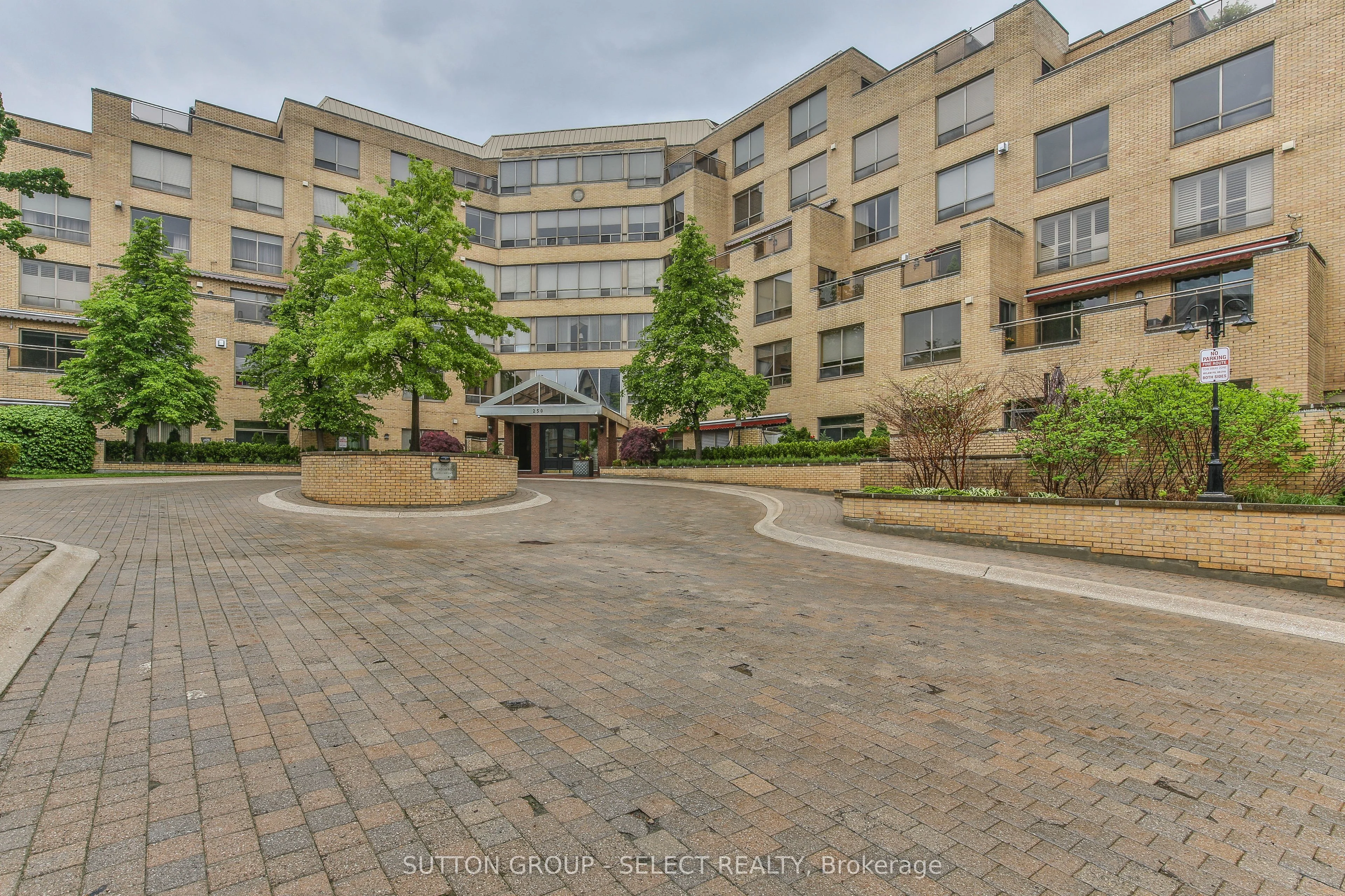 250 Sydenham Street 211, London East, On N6a 5s1