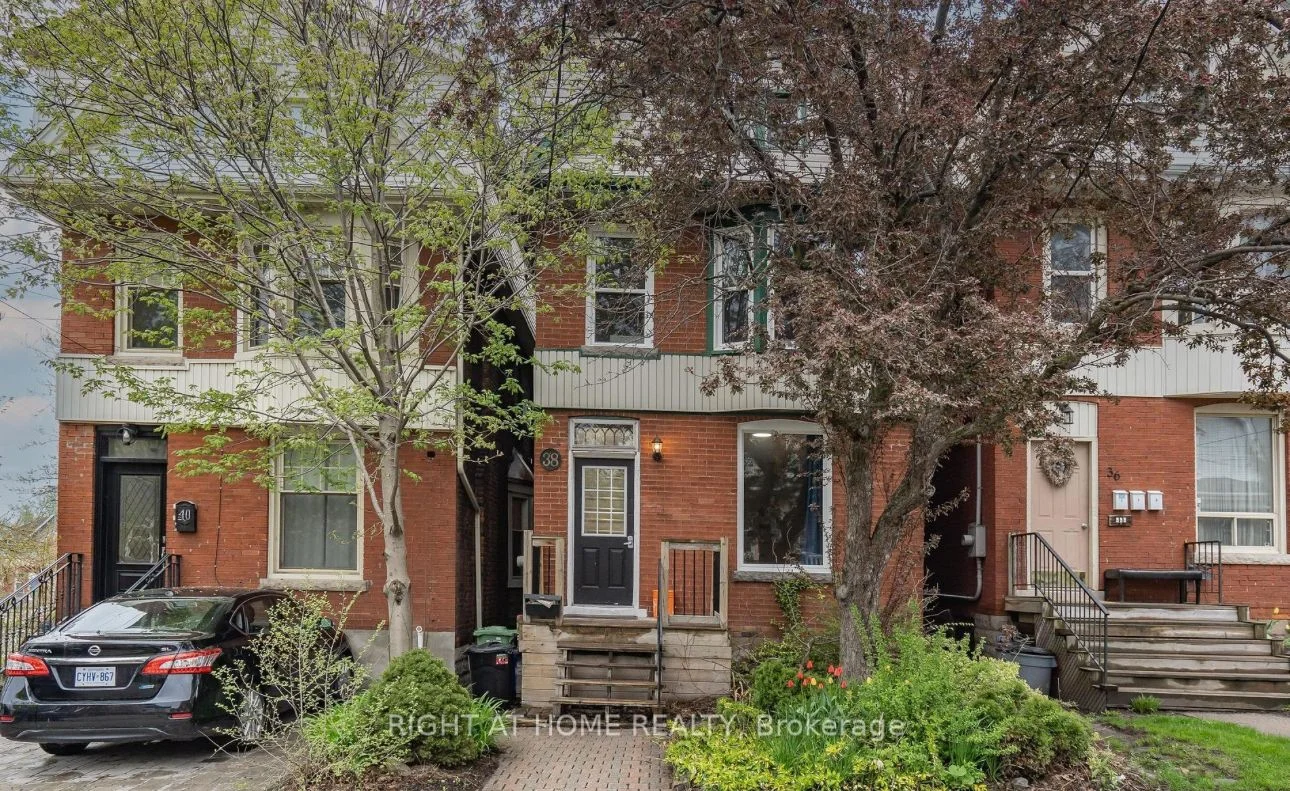 Detached in Hamilton