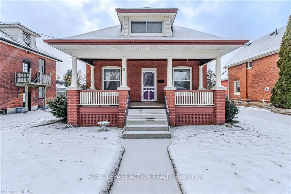 Detached in Brantford