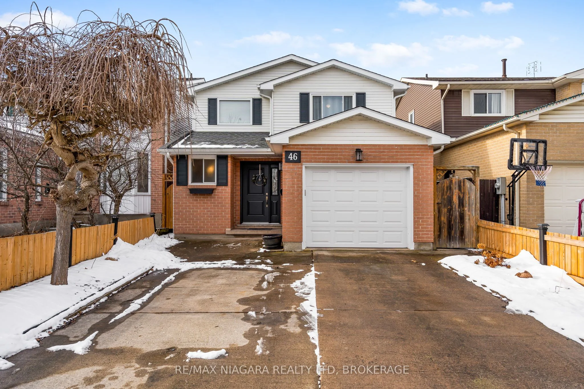 Detached in Thorold