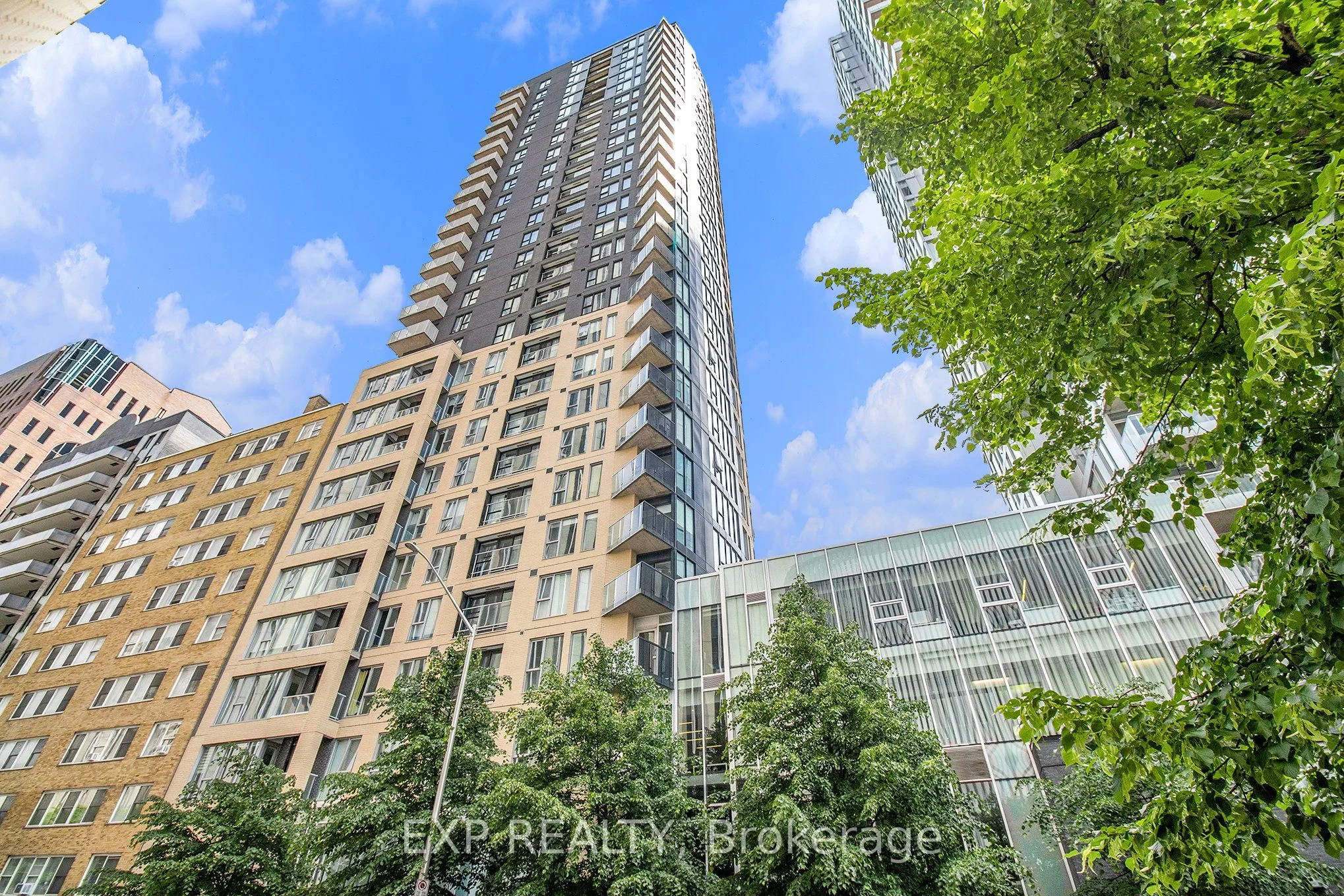 Condo Apartment in Ottawa Centre