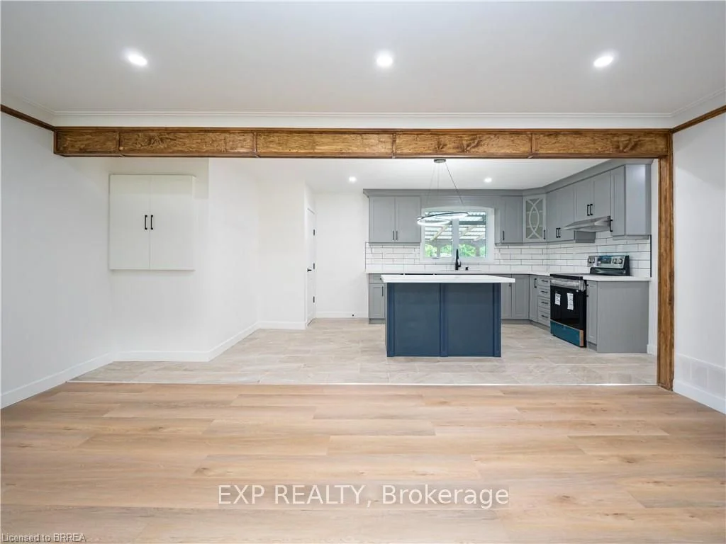 3 Waddington Street, Brantford, On N3r 2r2