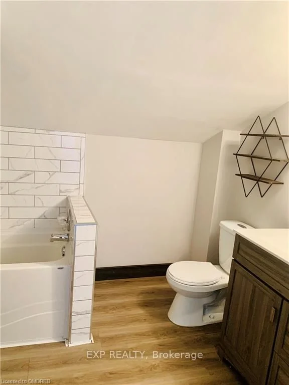 100 Lincoln Street, Welland, ON L3C 5J7