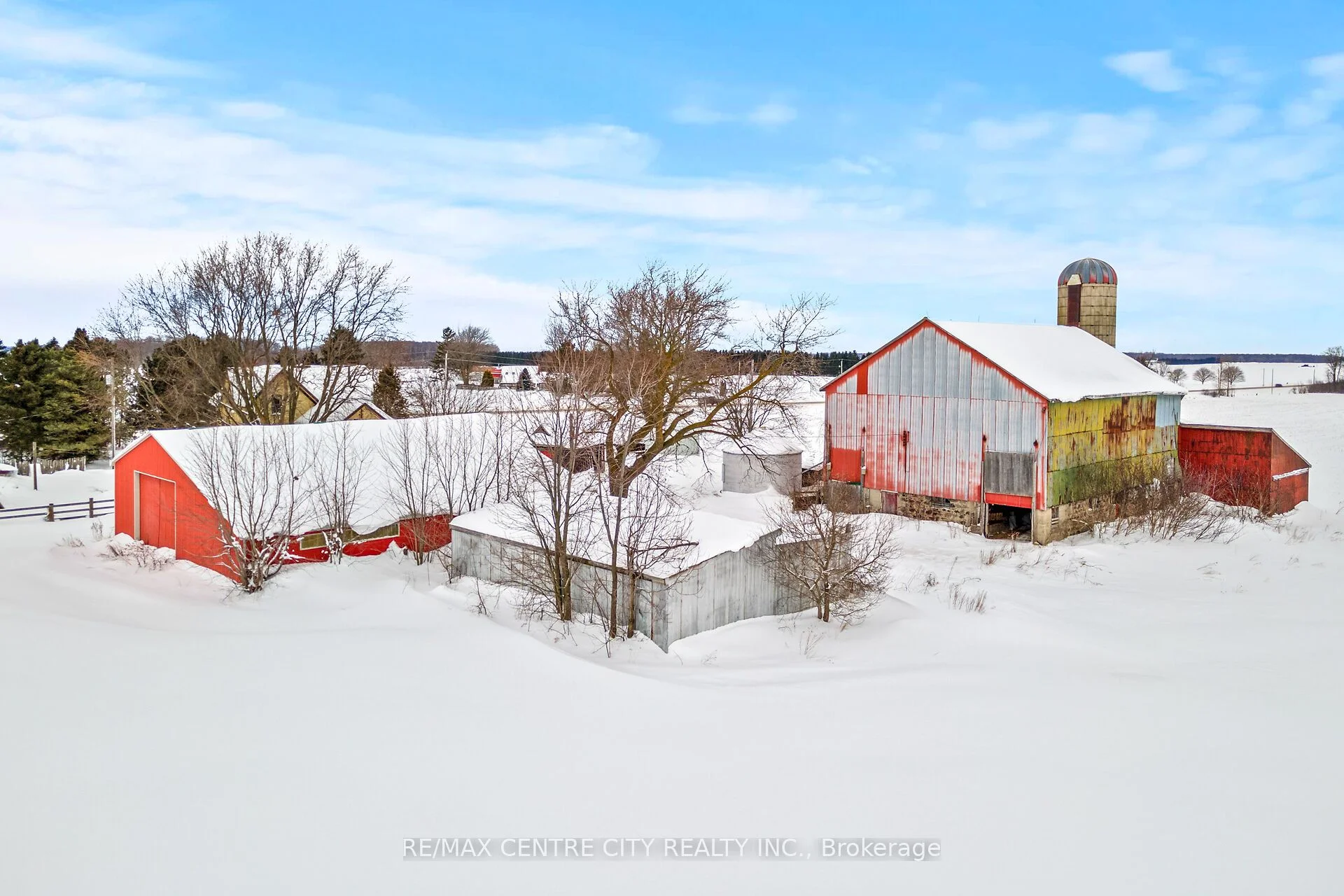 83586 London Road, Morris Turnberry, ON N0M 1H0