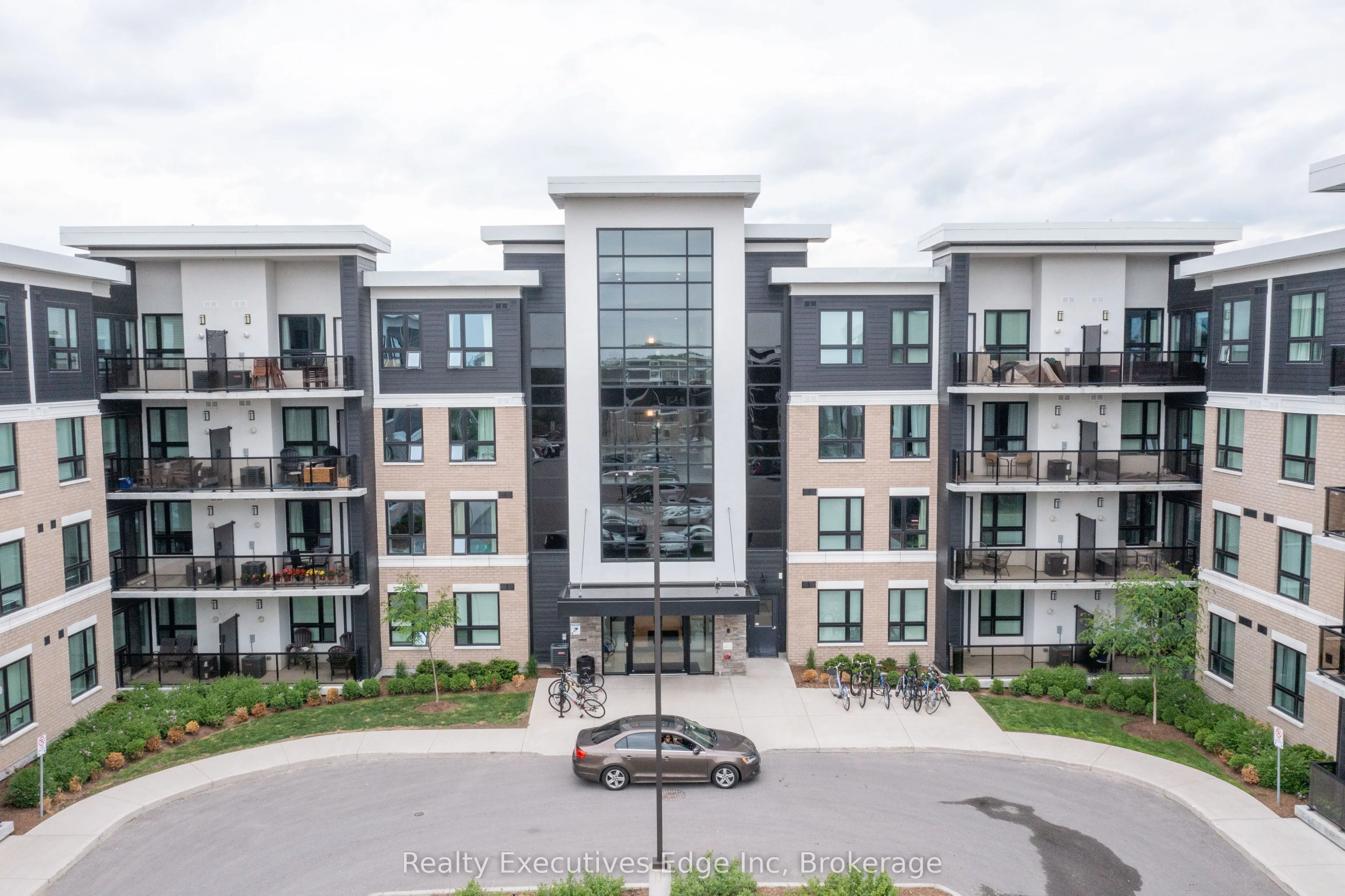 1284 Gordon Street 428, Guelph, ON N1L 0M8