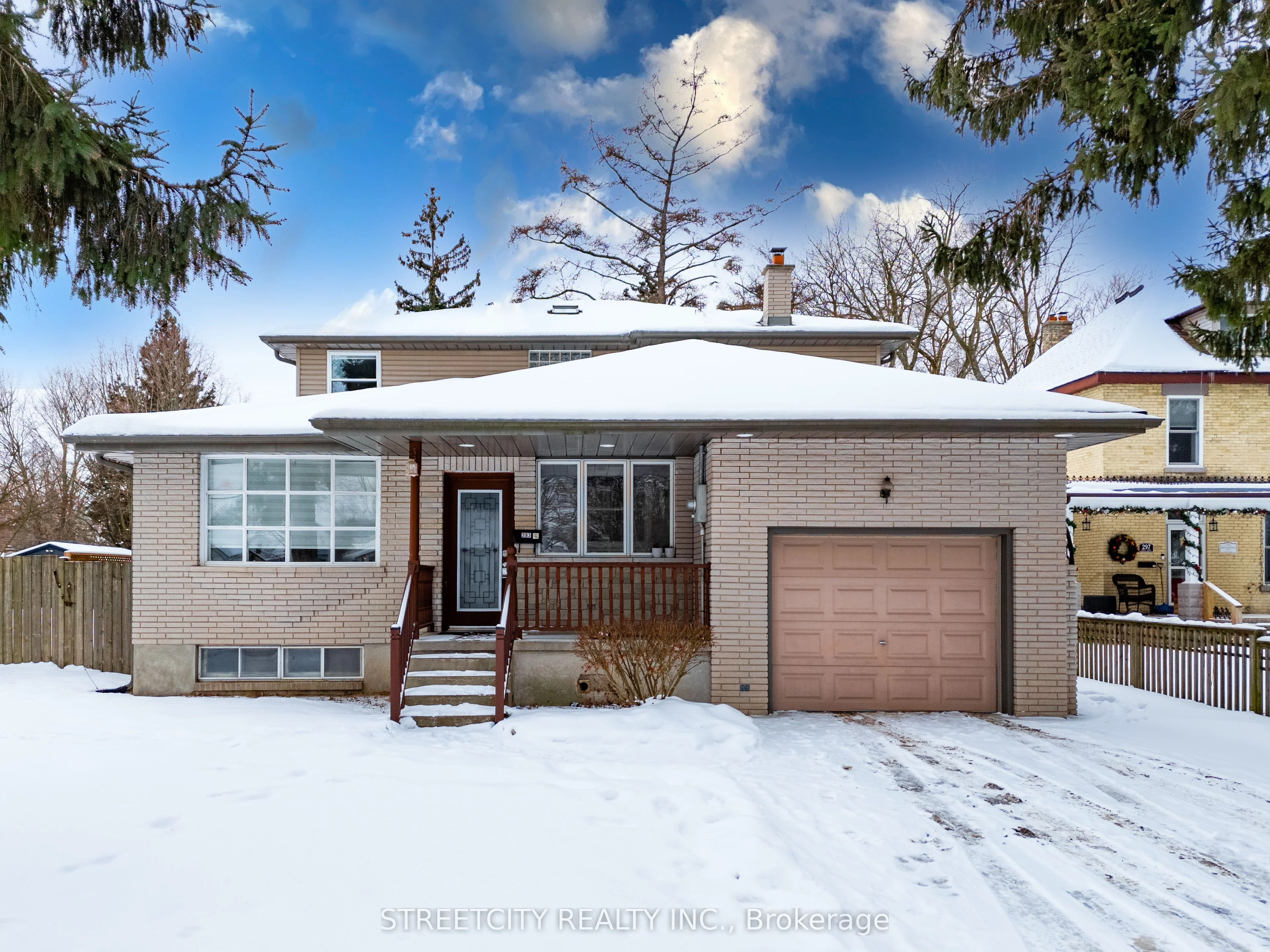 Detached in London East