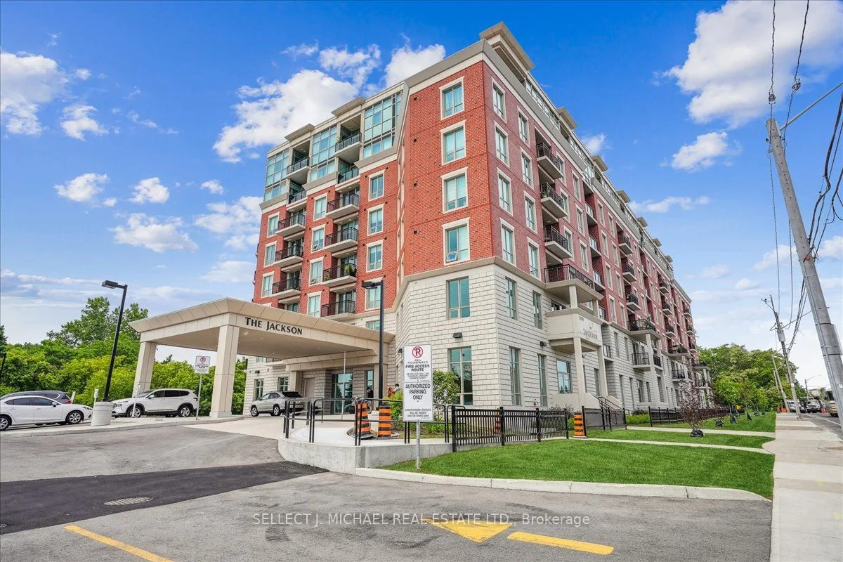 Condo Apartment in Hamilton