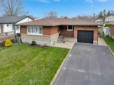 21 Jefferson Avenue, Port Colborne, On L3k 5m7