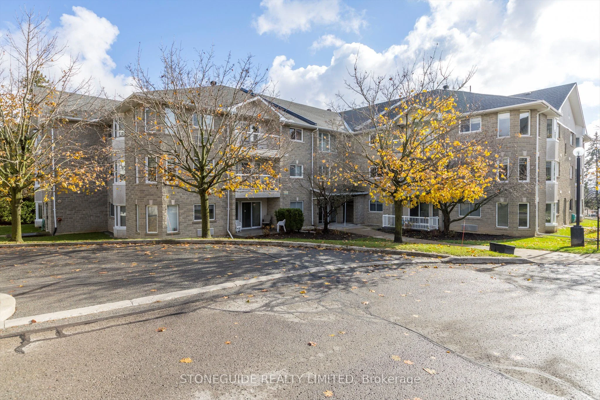 Condo Apartment in Peterborough