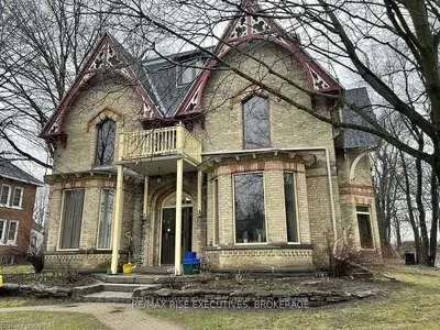 388 King Street W 6, Brockville, On K6v 3s6