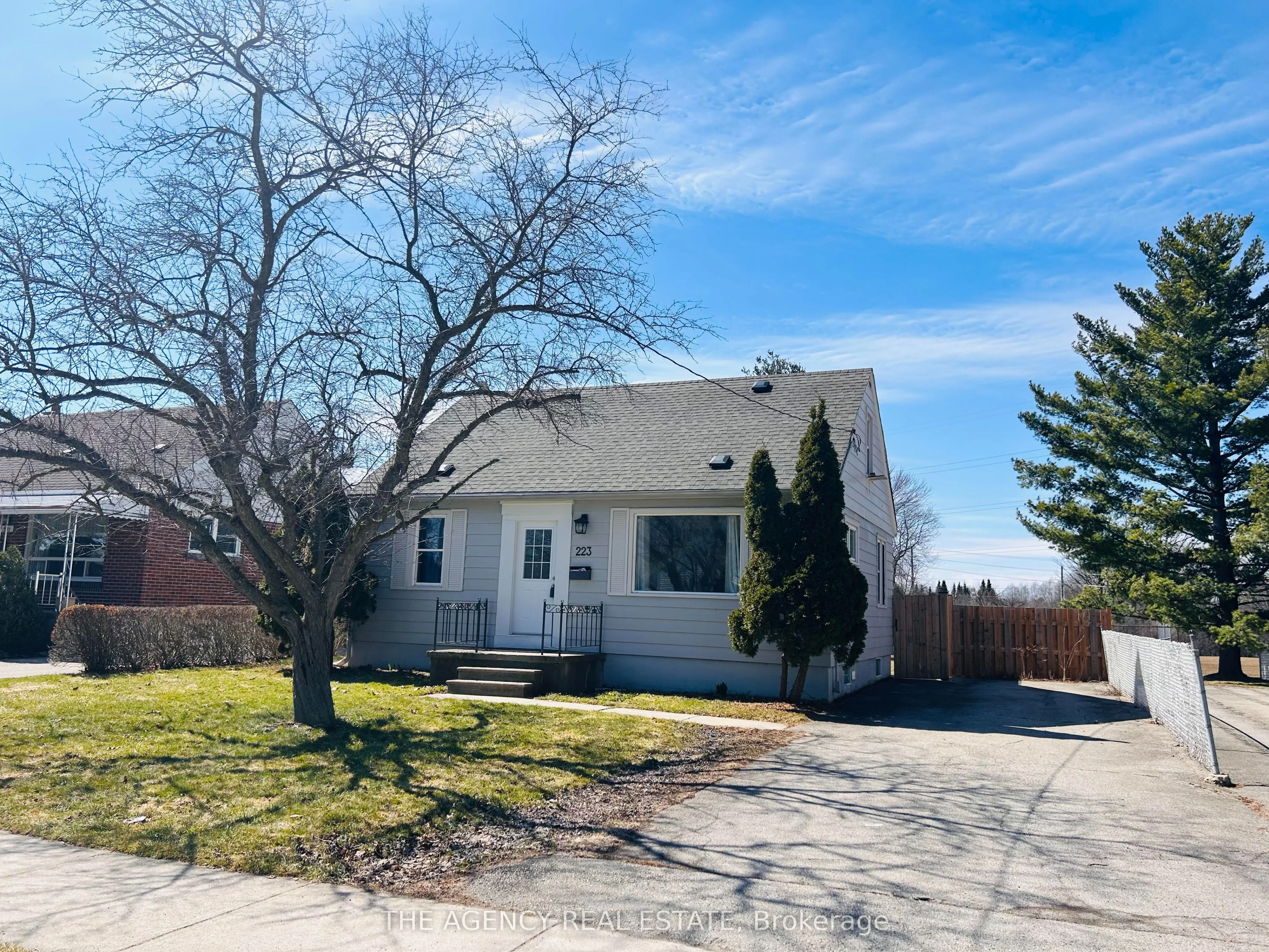 Detached in London East