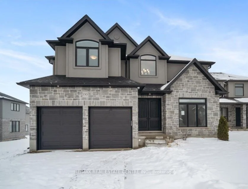 Detached in Woodstock
